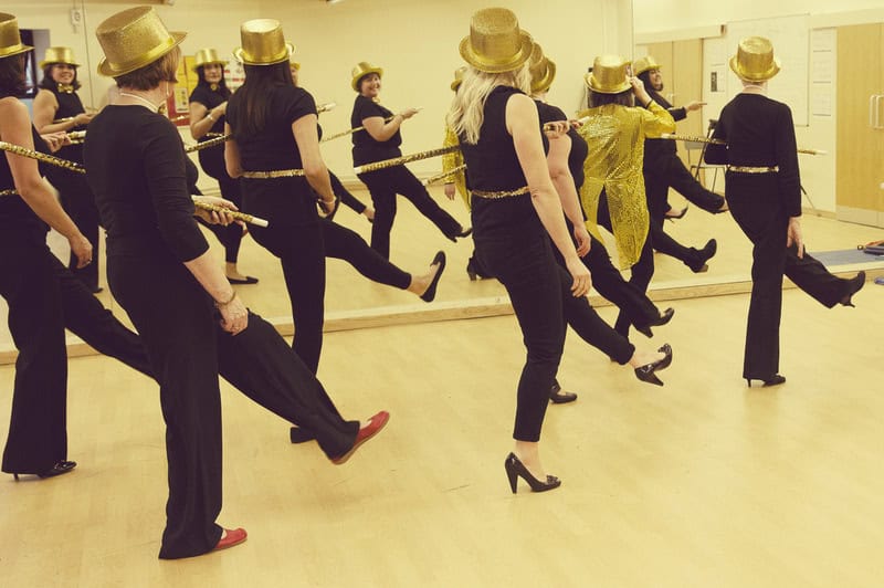 Adult birthday dance class animation anniversaire danse adulte dance - Adult birthday dance class