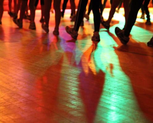 animation anniversaire adulte danse 495x400 - Home